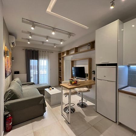 P Deluxe Suites 7 테살로니키 외부 사진
